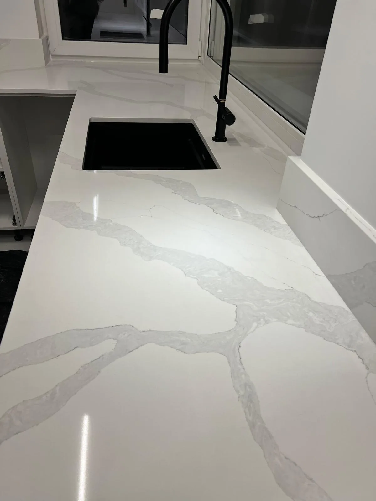 7440 Calacatta Bianco (Avant)