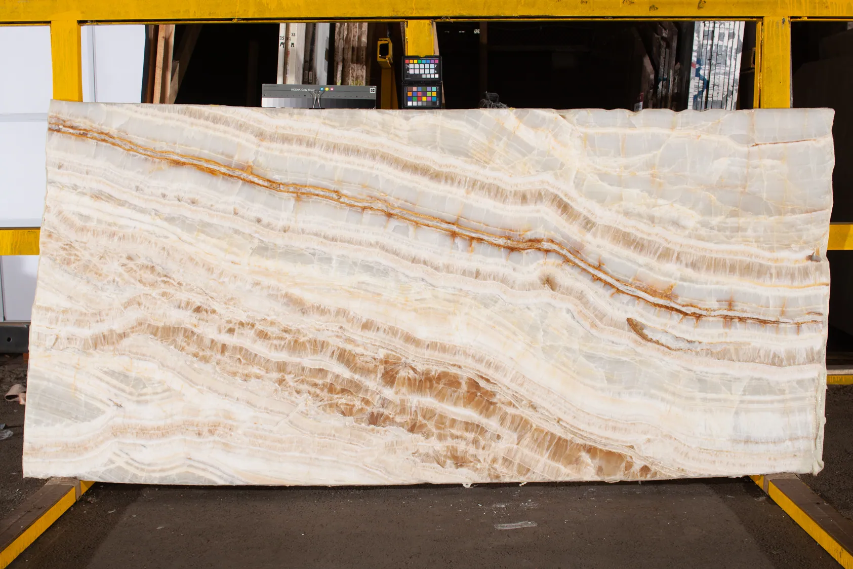Onyx Capuccino(1)