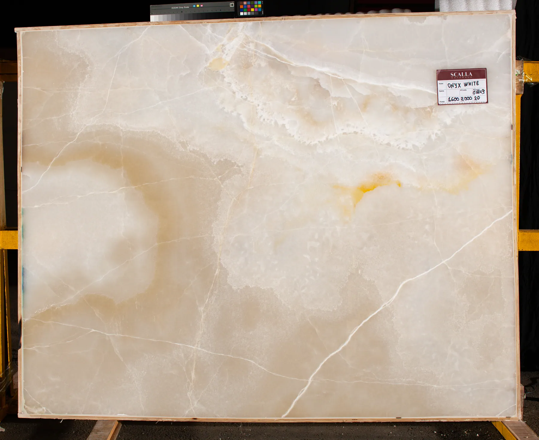 Onyx White(1)