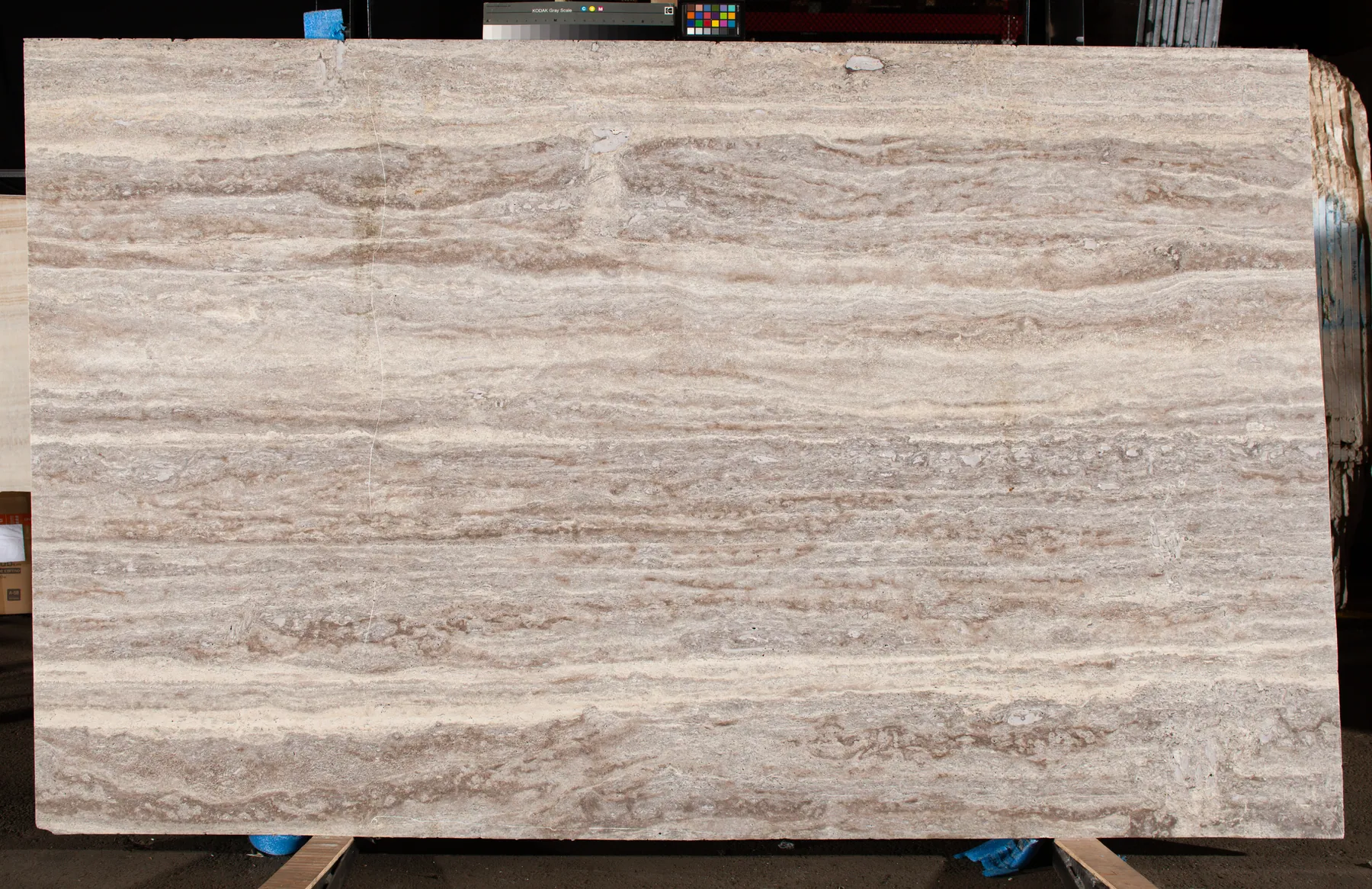 Silver Travertine Vc Заповнений Антік